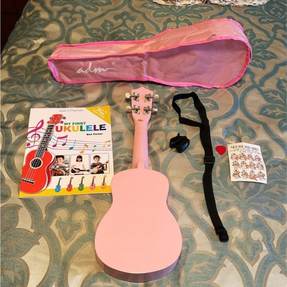 Pink Ukulele Set - Picture 2 of 11